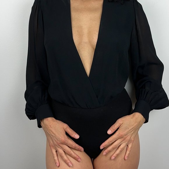 Reformation size 0, new never worn - Picture 2 of 7